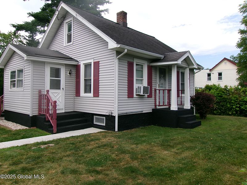 3rd image of 336 Gardinier Street