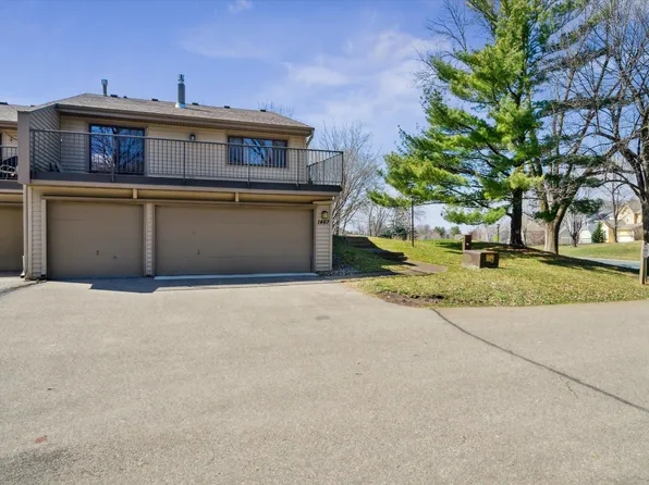 1467 Arden View Dr, Arden Hills, MN 55112