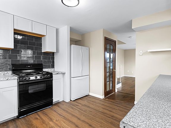 3rd image of 16 Olive St