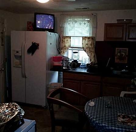 5th image of 1616 Amelia St