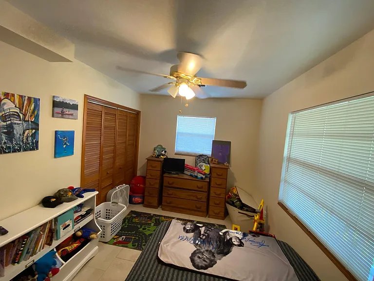 595 Caribbean Dr E — Photo 17
