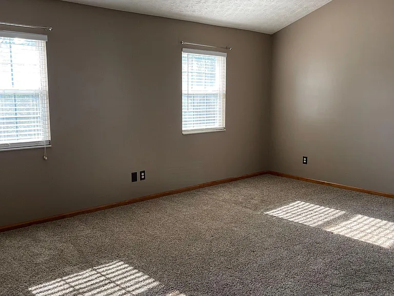 5271 Summerset Dr — Photo 41