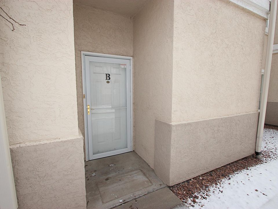 Strawberry Fields Condominiums 3850 Strawberry Field Grv Colorado