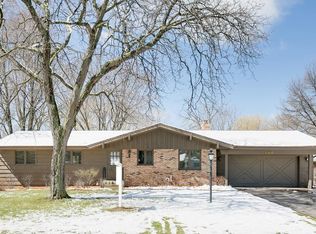 4164 Hull Rd, Minnetonka, MN 55305