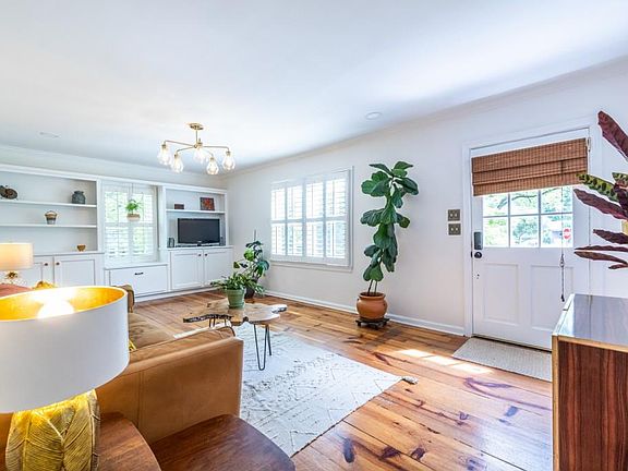 4th image of 2457 Shadydale Ln