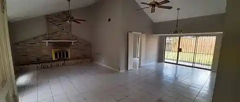 4th image of 10110 Trade Winds Dr