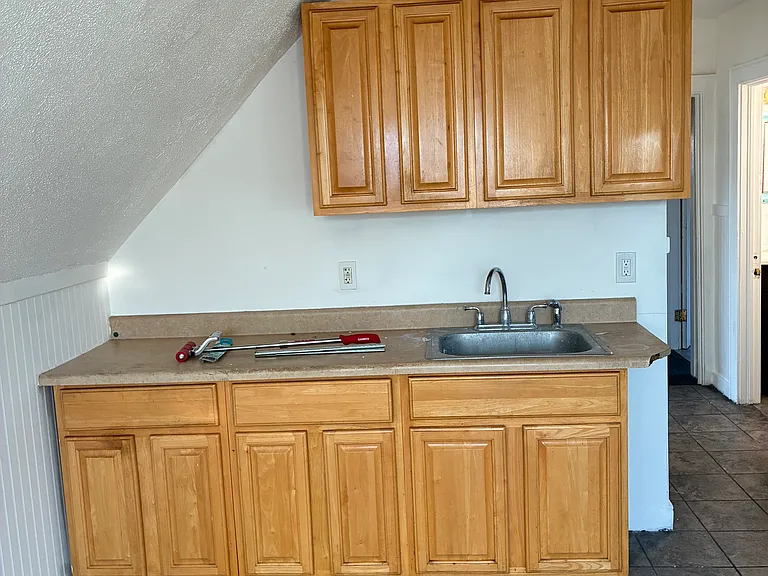 255 Poplar St #3 — Photo 3