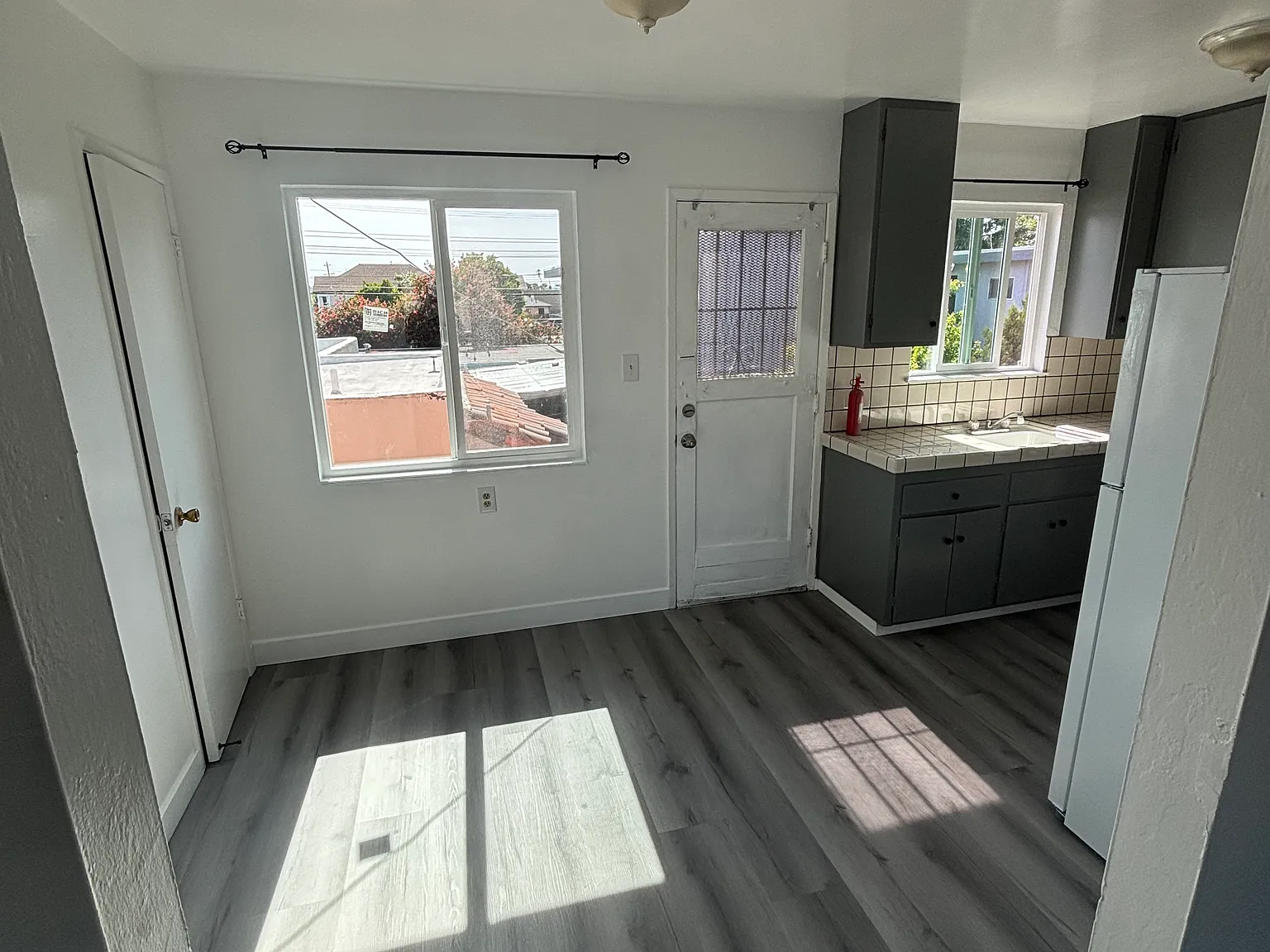 1 bed, $2,000 — Photo 3