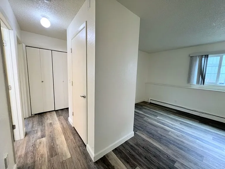 1555 Latouche St — Photo 16