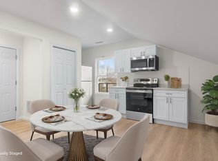 3 James St #3, Meriden, CT 06451