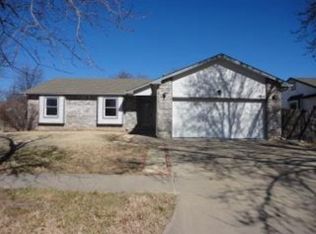 11814 W Hickory St, Wichita, KS 67212