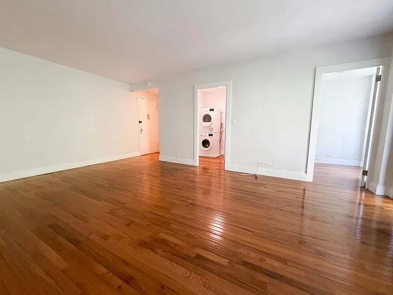 135 W 96th St #4CD — Photo 10