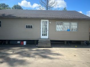 166 Geranium Dr, Picayune, MS 39466