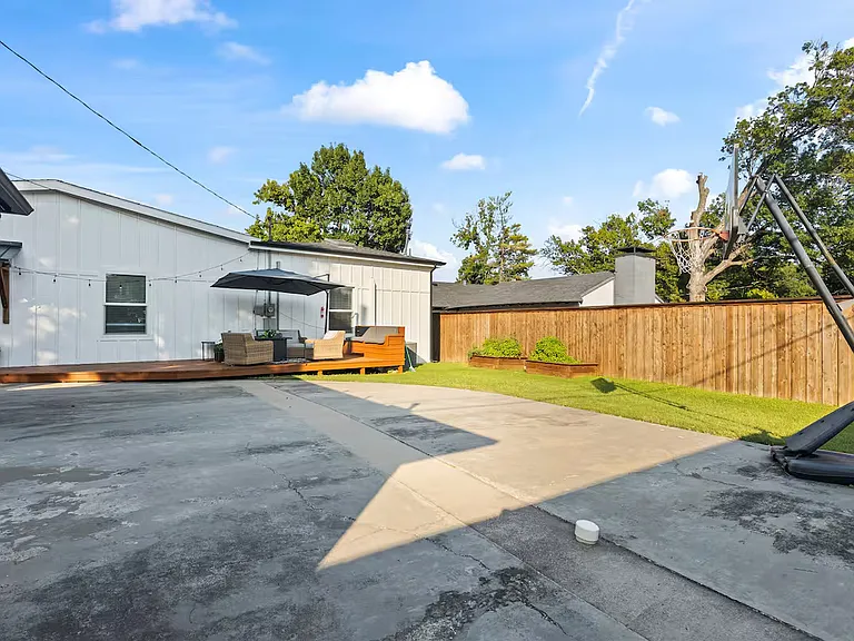315 Easton Rd — Photo 14