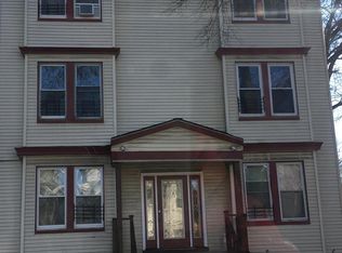 286 Halsted St APT 3R, East Orange, NJ 07018