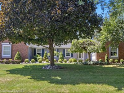 8821 Northampton Dr, Plymouth, MI, 48170