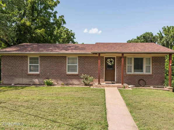 1709 Carol St, Holts Summit, MO 65043