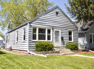 2449 S 74th St, West Allis, WI 53219