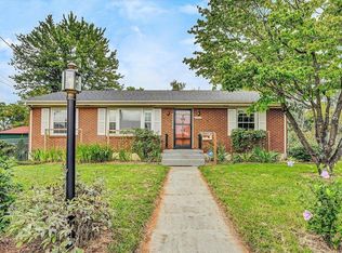 5001 Hildebrand Rd NW, Roanoke, VA 24012