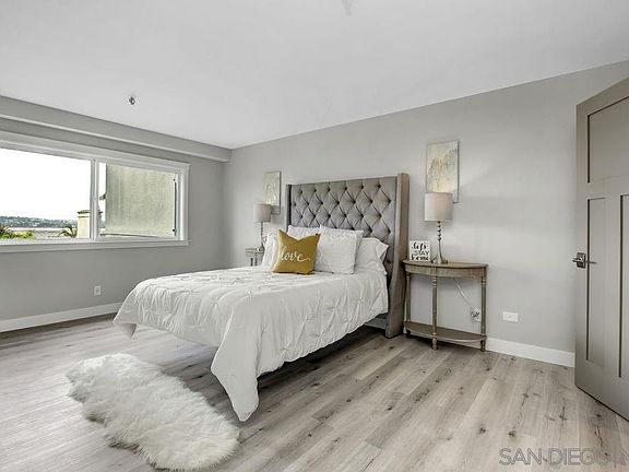4th image of 4015 Crown Point Dr Unit 110