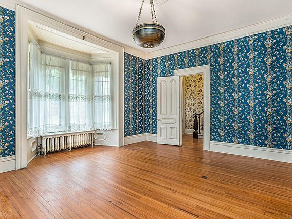 5th image of 337 N Kalamazoo Ave