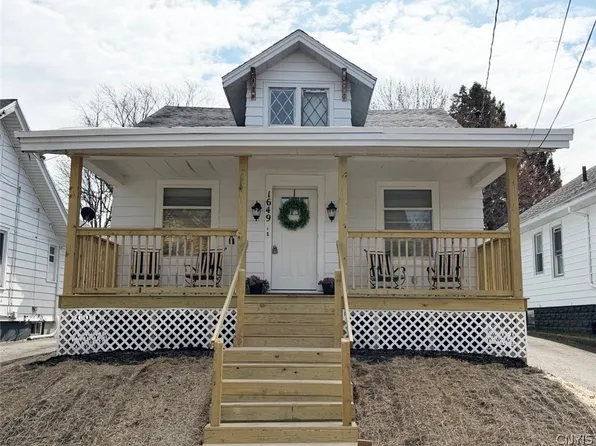 1649 Bennett St, Utica, NY 13502