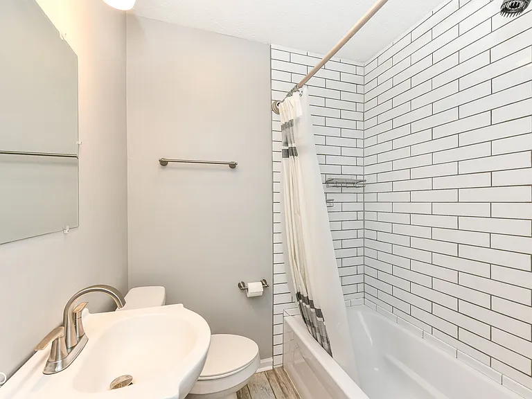 5301 Evanston Ave — Photo 25