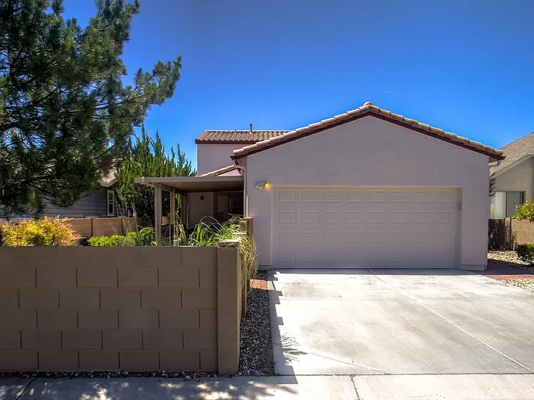 1645 N Thimble Ln — Photo 40