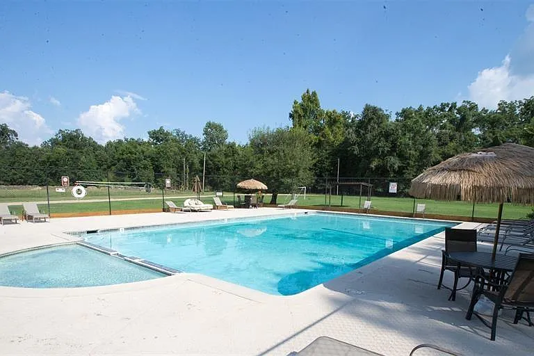 478 Center Dr — Photo 4