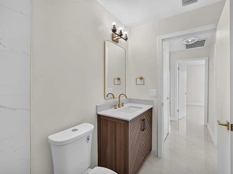 3943 Roan Ct W — Photo 23