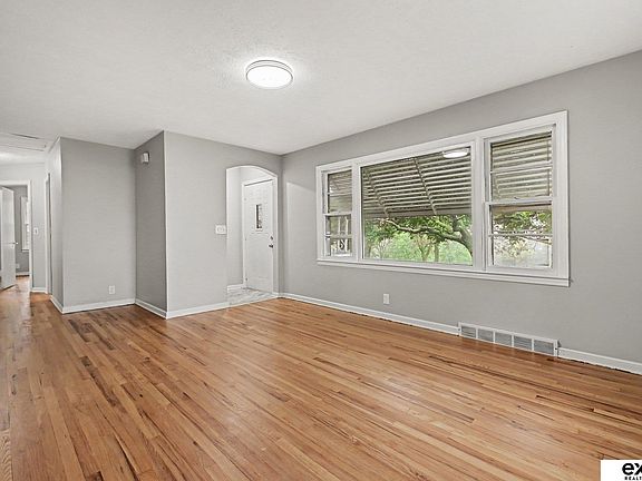 3rd image of 4113 N 66th St