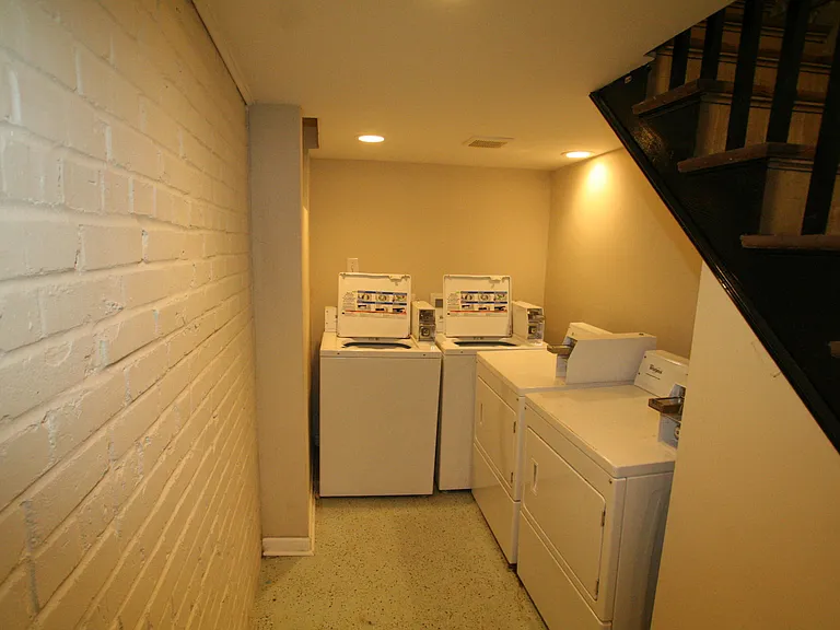 2402 Clark Ave #10 — Photo 12