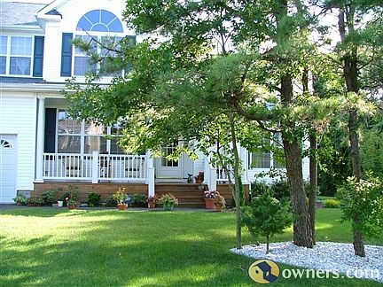 1st image of 29 N Durkee Ln