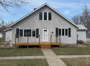 108 4th St NE, Fulda, MN 56131