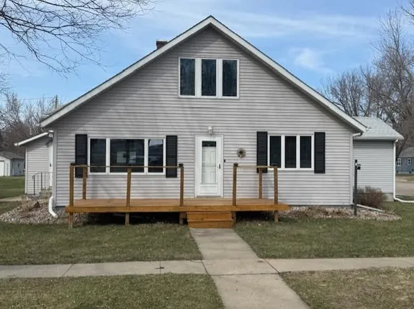 108 4th St NE, Fulda, MN 56131