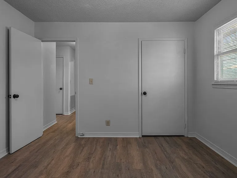 103 Naydonlin Dr — Photo 9