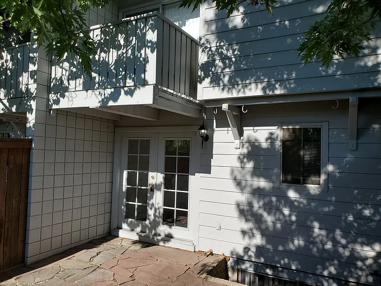 3574 Broadway St — Photo 27