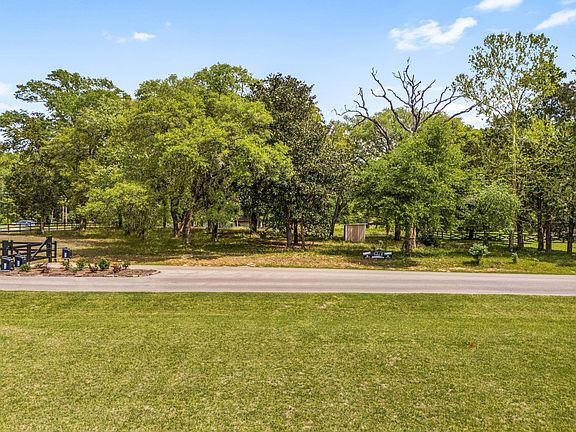 2nd image of 2413 Old Ranch Rd