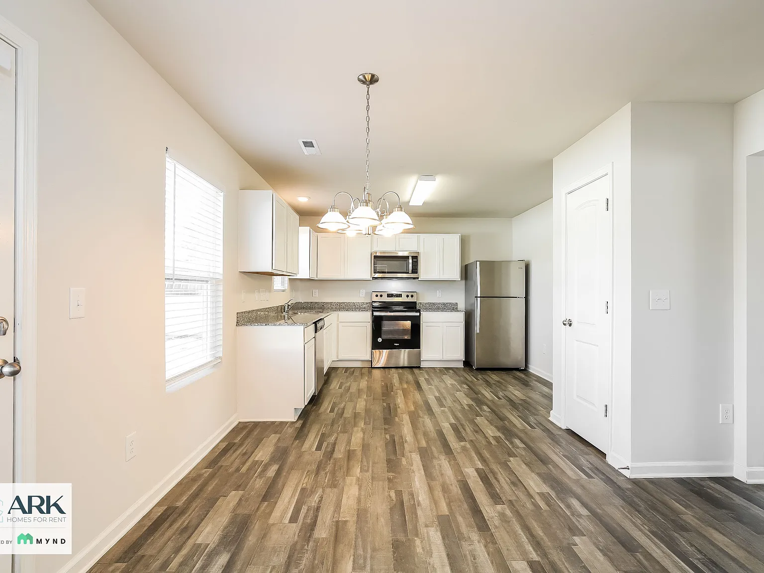 3 bed, 3.0 bath, 1603 sqft, $2,135 — Photo 4