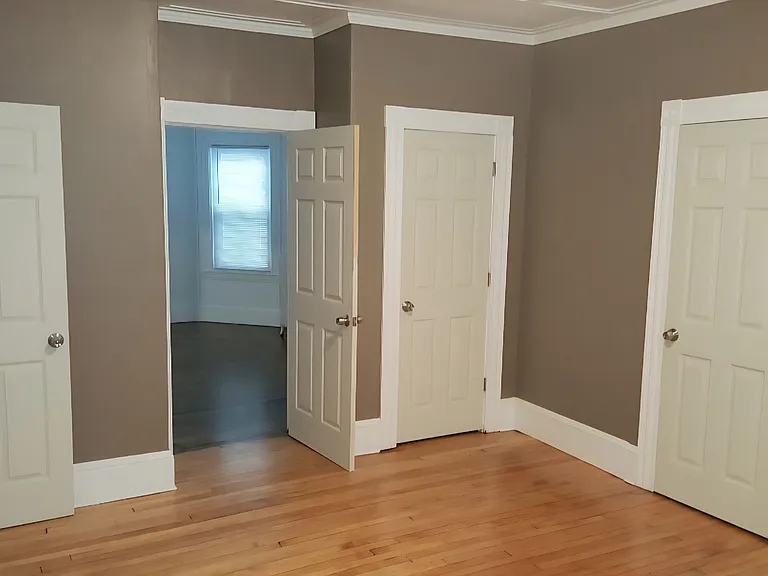 18 Mechanic St — Photo 6