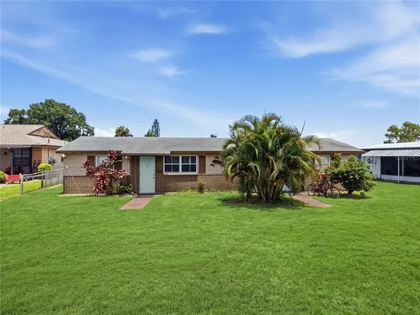 703 2ND AVENUE NW #B, RUSKIN, FL 33570
