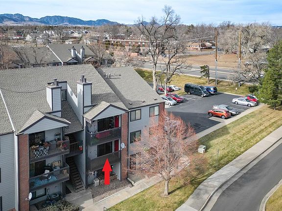 3rd image of 6385 Oak Street #205