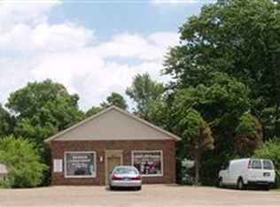 2467 Canton Rd, Akron, OH 44312