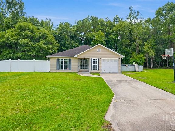 3rd image of 48 W Beaver Lane