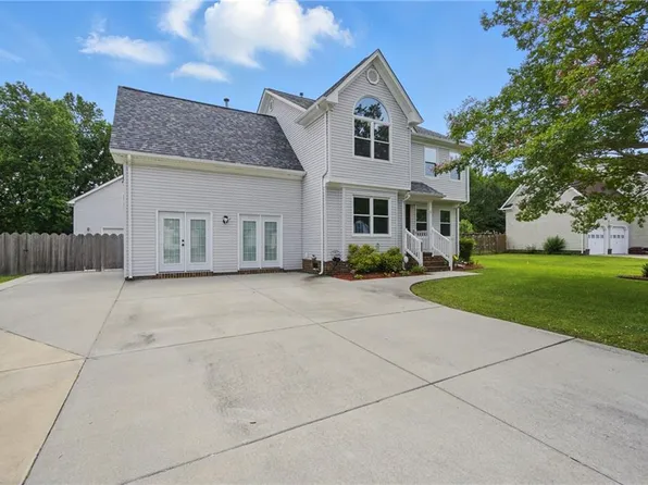 433 Cedar Pointe Ln, Chesapeake, VA 23323