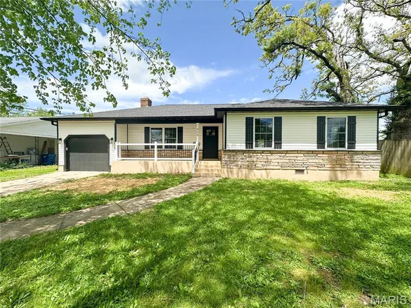 906 E Pace St, Salem, MO 65560