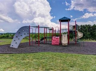 220 New River Dr, Fletcher, NC 28732