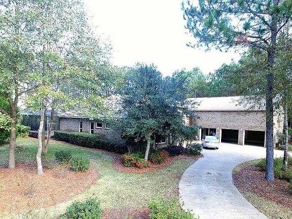 3rd image of 626 Estates Dr