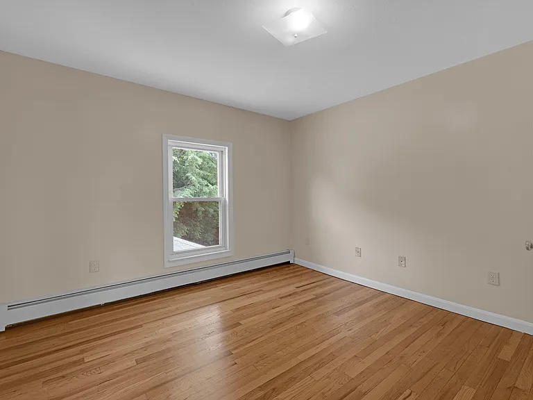 21 Pleasant St #25 — Photo 17