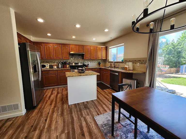 4736 Laurelglen Ln — Photo 9